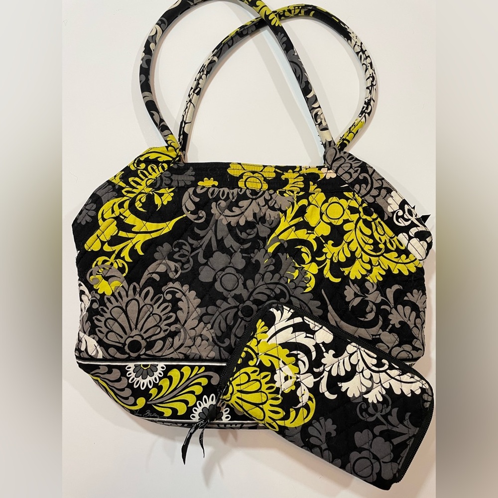 EUC Vera Bradley • Shoulder Bag and Wristlet • Baroque